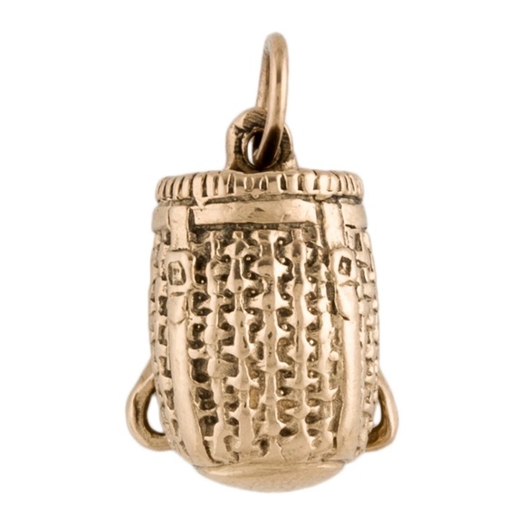 Vintage Jewelry - CHARM Adirondack Pack Basket 14K Gold